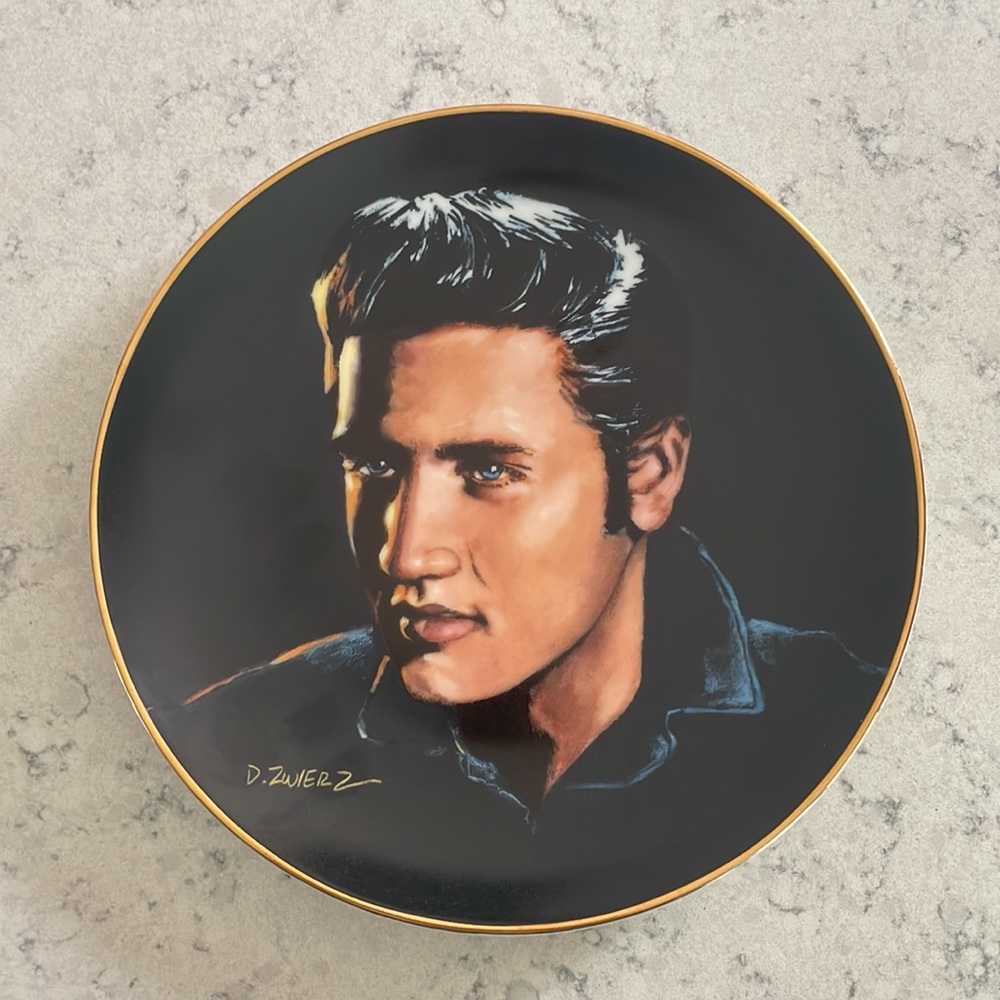ELVIS decorative plate -Limited Edition